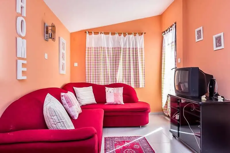 Apartments Bardak Ližnjan