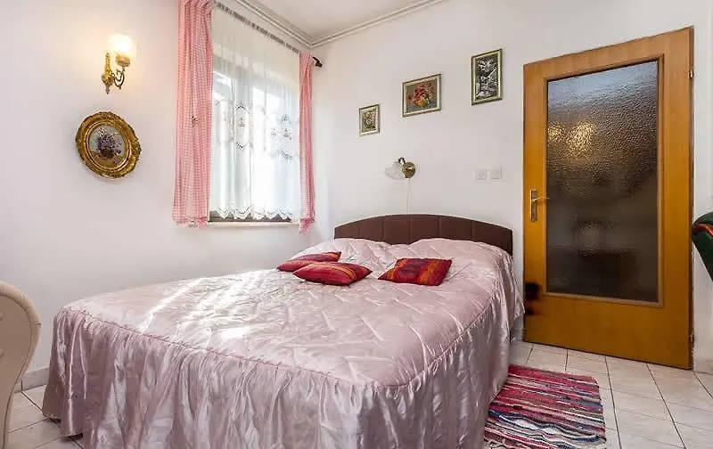 Apartments Bardak Liznjan